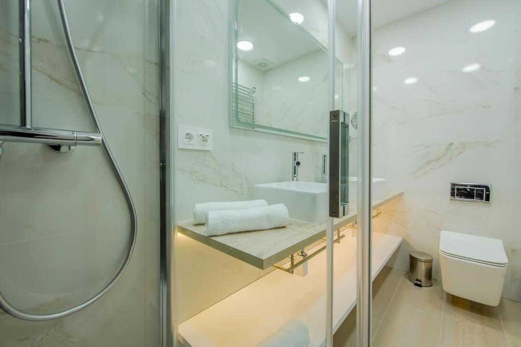 Apartment Suara 2 Madrid